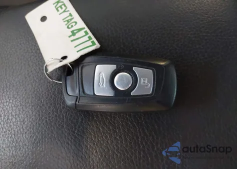 2013 BMW 328I xDrive z USA, uszkodzony, nr VIN WBA3B3G58DNR79816